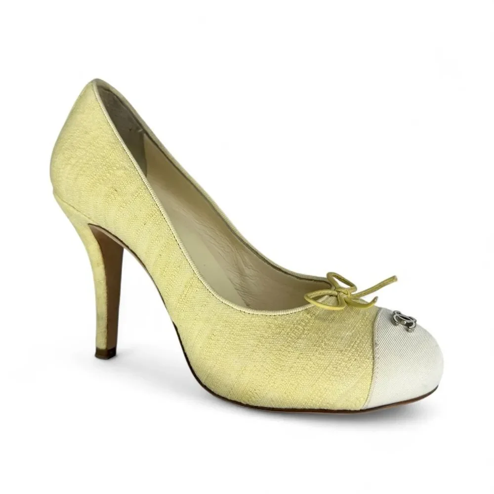 LIKE NEW CHANEL Cream and Yellow Linen Cap Toe Pumps IT37